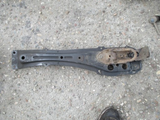 COROLLA E12 02-04 Балка под двигатель