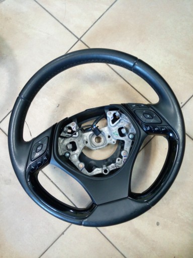 РУЛЕВОЕ КОЛЕСО TOYOTA C-HR ' 16 КОЖА ОРИГ.*