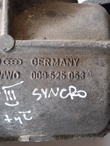 rear differential differential Volkswagen Golf III 009525053A