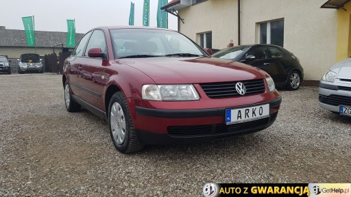 Volkswagen Passat B5 Sedan 1.6 100KM 1998