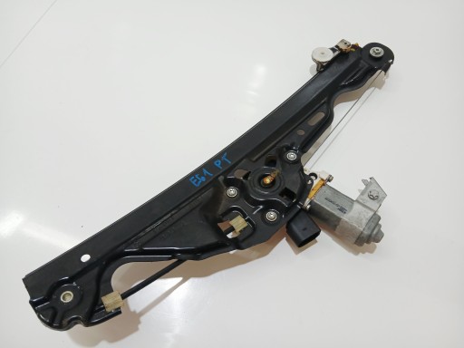 ablakemelő jobb hátsó BMW E60 E61 7184744 OE