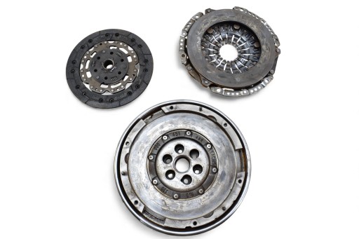 clutch wheel flywheel Opel ASTRA J INSIGNIA A ZAFIRA C 1.8 16V A18XER