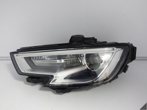 AUDI A3 S3 8V0 LIFT 16-20 XENON + LED light left front EUROPA