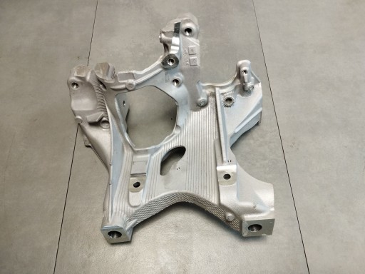 Audi A5 b10 support springing right 8B3399296