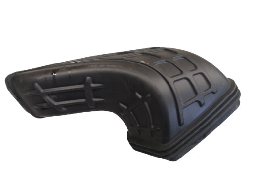 Впускной воздухозаборник AUDI Q5 8R0129739A