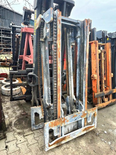 Запчастини навантажувач LINDE H16 H18 низ