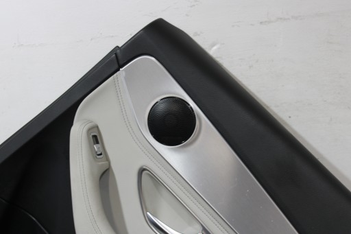 upholstery side door right rear part MERCEDES C-KLASA W205