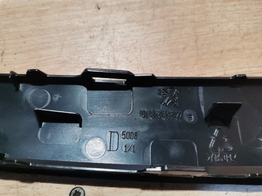 Blende Abdeckung DEKOR Haltegriffe Panikgriffe Tür vorne rechts PEUGEOT 508 9686309377