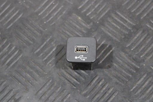 adapter USB 735600659 JEEP RENEGADE