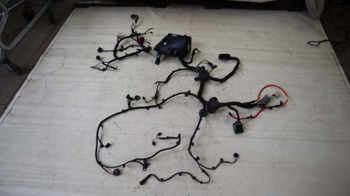 VOLVO XC40 1.5 T3 УСТАНОВКА БЛОКА ПРЕДОХРАНИТЕЛЕЙ