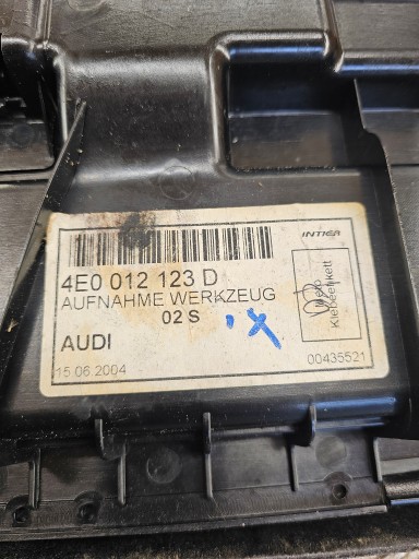 pretinac suvozača za alat AUDI A8 D3 kompletan