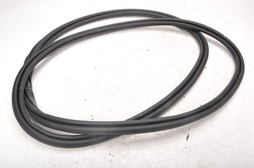 VOLVO XC40 II УПЛОТНЕНИЕ ДВЕРИ ЛЕВЫЙ ПЕРЕДНИЙ 31425988