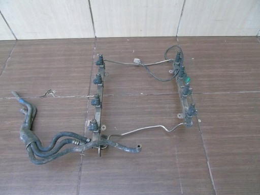 077133681L - Лиття під тиском A6 S6 A8 S8 D2 3.7 4.2 FSI