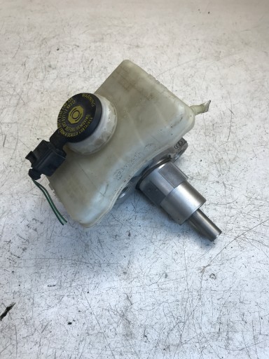 brake booster tank A4 B8 A5 8K0611301A