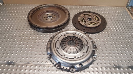 Embrayage DOSCIK Disque 702730 702098 702123 AUDI A3 8P GOLF V 1.9 TDI BKC