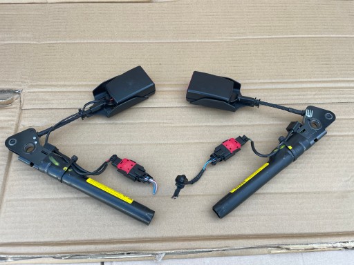 НАТЯЖУВАЧИ РЕМЕНІВ БЕЗПЕКИ ЛІВИЙ ПРАВИЙ RENAULT TWINGO II Оригінал