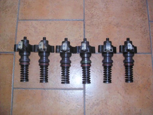 ТОПЛИВНЫЙ НАСОС DELPHI UPECK DAF XF 105