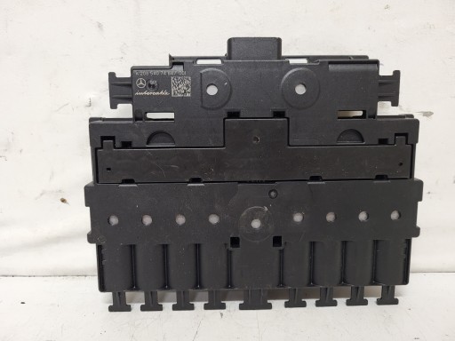 ГНІЗДО ЗАПОБІЖНИКА MERCEDES A2065407464