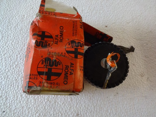 14.87.457 - Alfetta GTV Alfa 75 кришка паливного бака