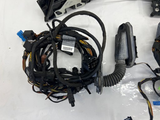 BMW F01 F02 ZAMKI lock DOCIAG door SOFT CLOSE 7185688 7185689 7185692 KPL