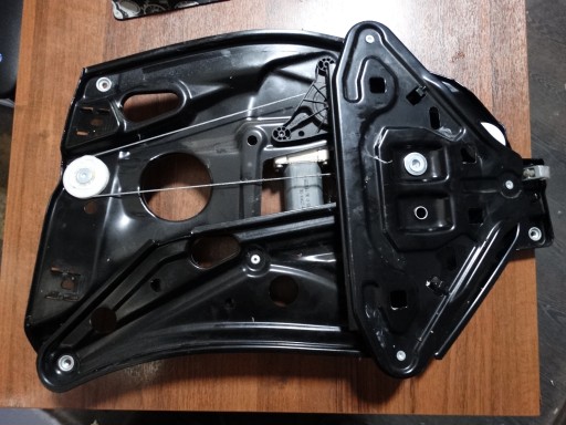 IDEALNY window regulator left rear part MERCEDES W217 1
