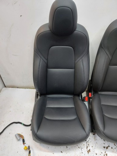 TESLA MODEL Y 2023r Sitz Sitz komplet