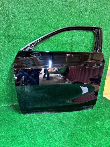 Lexus ux левая входная дверь