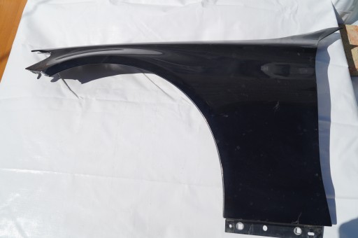 A2058800118 - Бризковик лівий mercedes c-class w205 13-18 a205 880 01 18