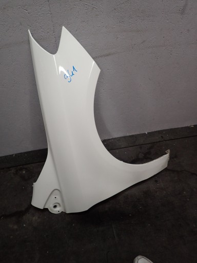 FENDER FRONT RIGHT MERCEDES B KLASA W246