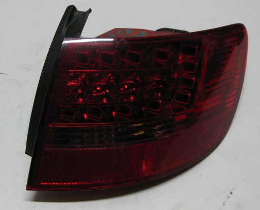 AUDI A6 C6 2.7 TDI 07R KOMBI Licht rechts heck LED EUROPA