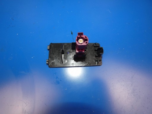 VOLVO XC60 II 17- XC90 II V90 S90 V60 II adapter USB ZLACZE