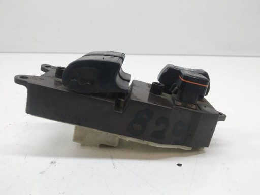 window control switch left front Toyota Yaris and
