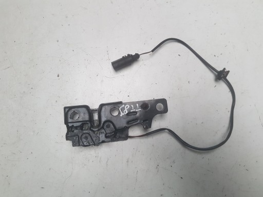 AUDI TT 8J 06-12R замок капота