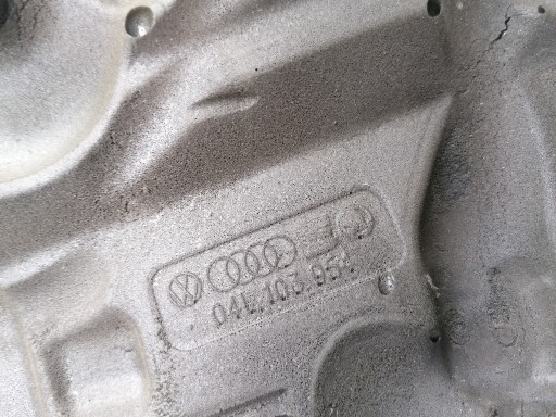 AUDI Q3 Q5 Q2 cover engine housing cover 04L103954
