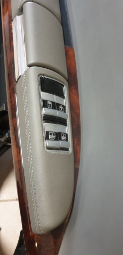 Коробка для хранения пепельница левая T MERCEDES S W221