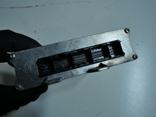 AUDI A4 B5 1.6 8V Centralina Motore computer 8D0907557B