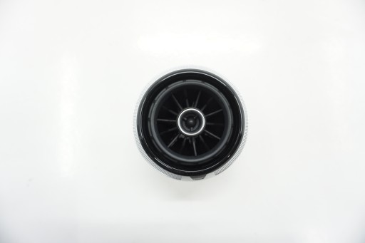 AUDI A3 8V вентиляційна решітка 8V0820901A