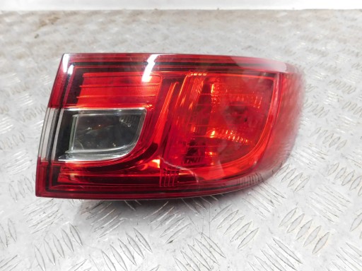 LICHT HECK HINTEN RECHTS RENAULT CLIO IV 4 HB