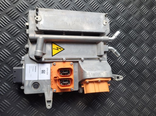 KONWERTER INWERTER FALOWNIK 31673500 VOLVO XC60 II 2.0 T8 PHEV HYBRID