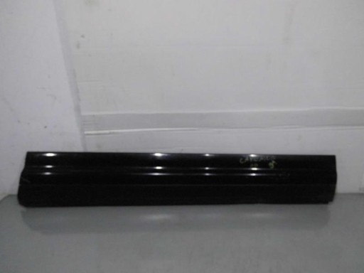 ПЕРЕДНЯЯ ПРАВАЯ ДВЕРЬ PORSCHE CAYENNE 7P5 LIFT