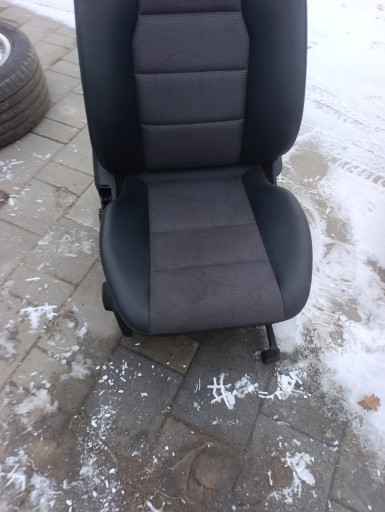 sedačka spolujazdca pravý mercedes w204 pol koža