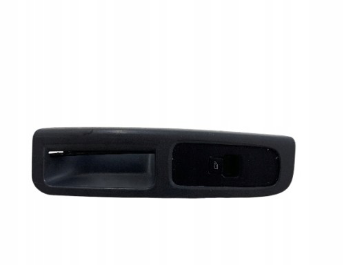 VOLVO V50 and PANEL of the window right front 30774162