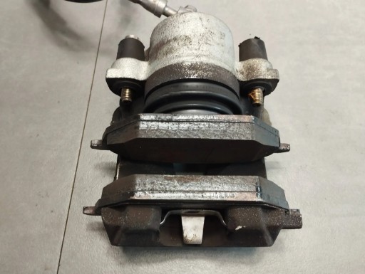 Audi A1 1.6 TDI caliper left front