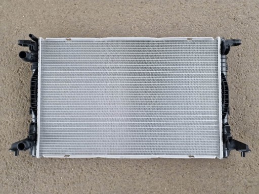 80A121251D 80A121251C - Кулер води audi q5 80a fy audi q7 4m