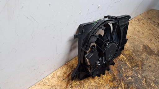 KÜHLERGEBLÄSE 8V61-8C607-ED FORD FOCUS MK3 C-MAX MK2 CONNECT MK2