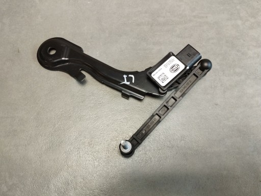 Audi A5 B10 Sensor poziomowania Leuchten links heck 8B3941309A