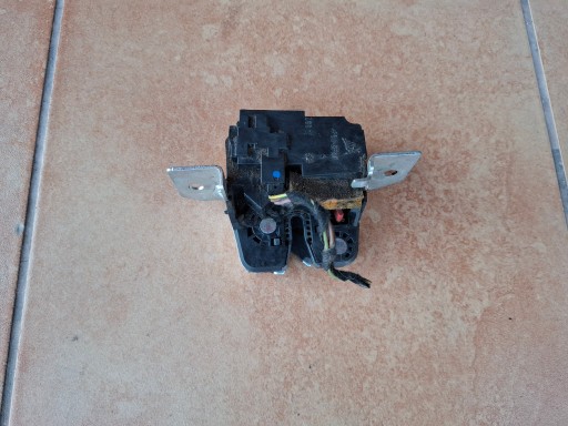 lock bonnet rear part MERCEDES W169 W245 A1697400035