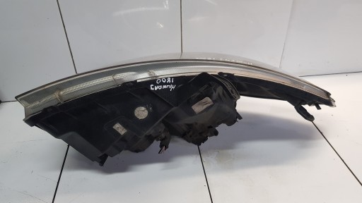 HYUNDAI H1 2 II i800 light right right front 92102-4H0XX 92102-4H020 UK