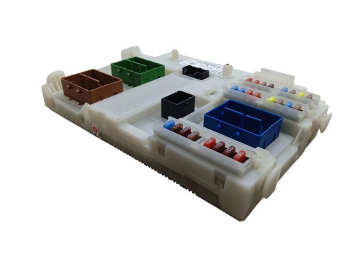 compartment of fuses BSI VOLVO S60 II 30786848