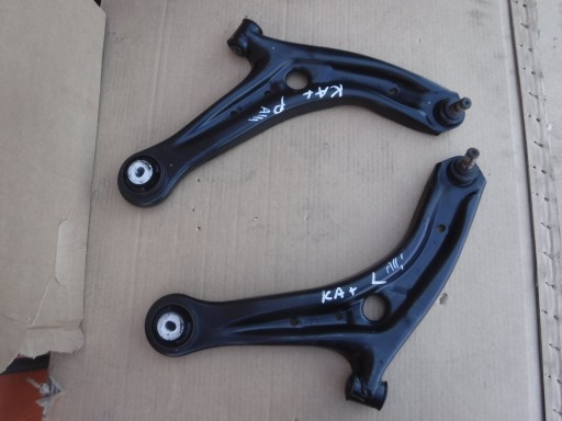 E4B13042A2D - Правый рычаг для ford ka plus